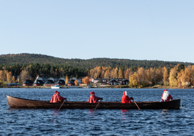 Long rowing boat