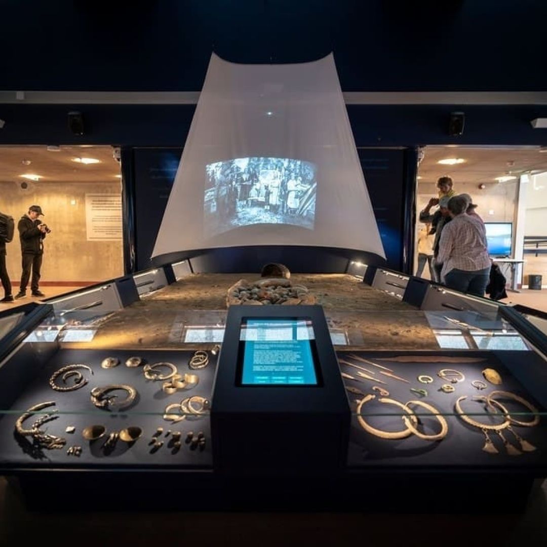 Lapland legends: Sámi culture & reindeer